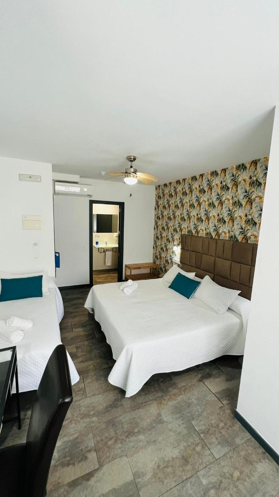 Bajondillo Beach Cozy Inns (Adults Only) Torremolinos Exterior photo