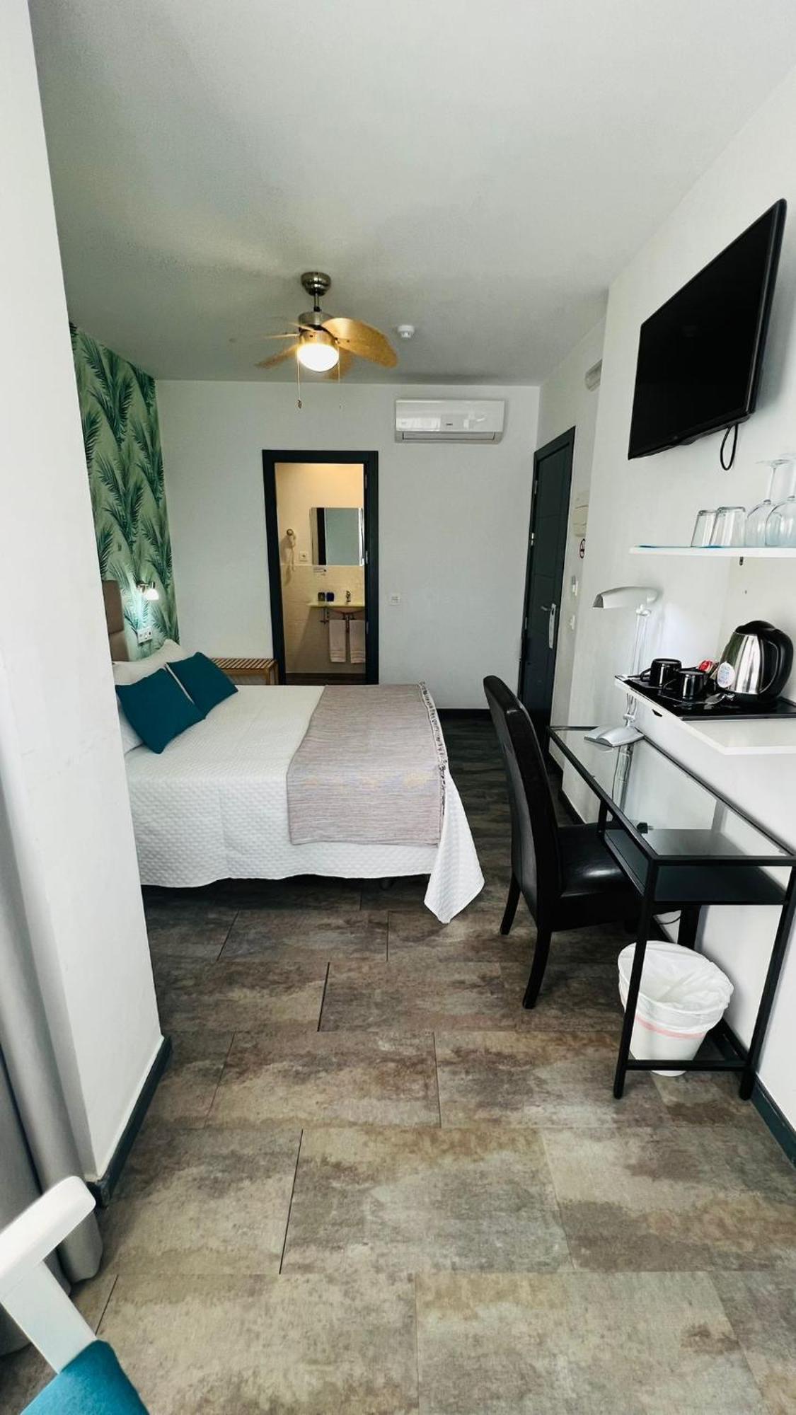 Bajondillo Beach Cozy Inns (Adults Only) Torremolinos Exterior photo