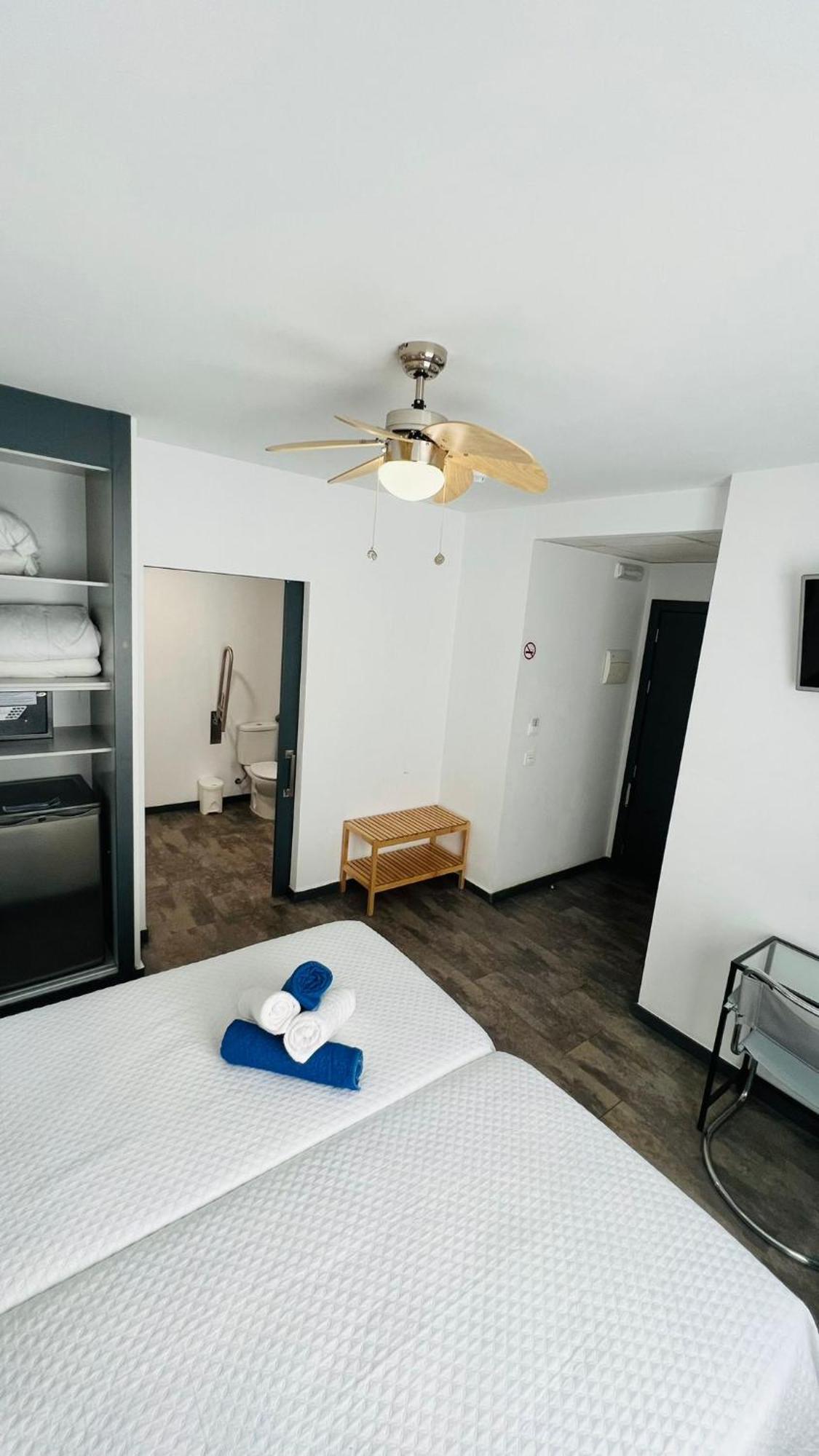 Bajondillo Beach Cozy Inns (Adults Only) Torremolinos Exterior photo