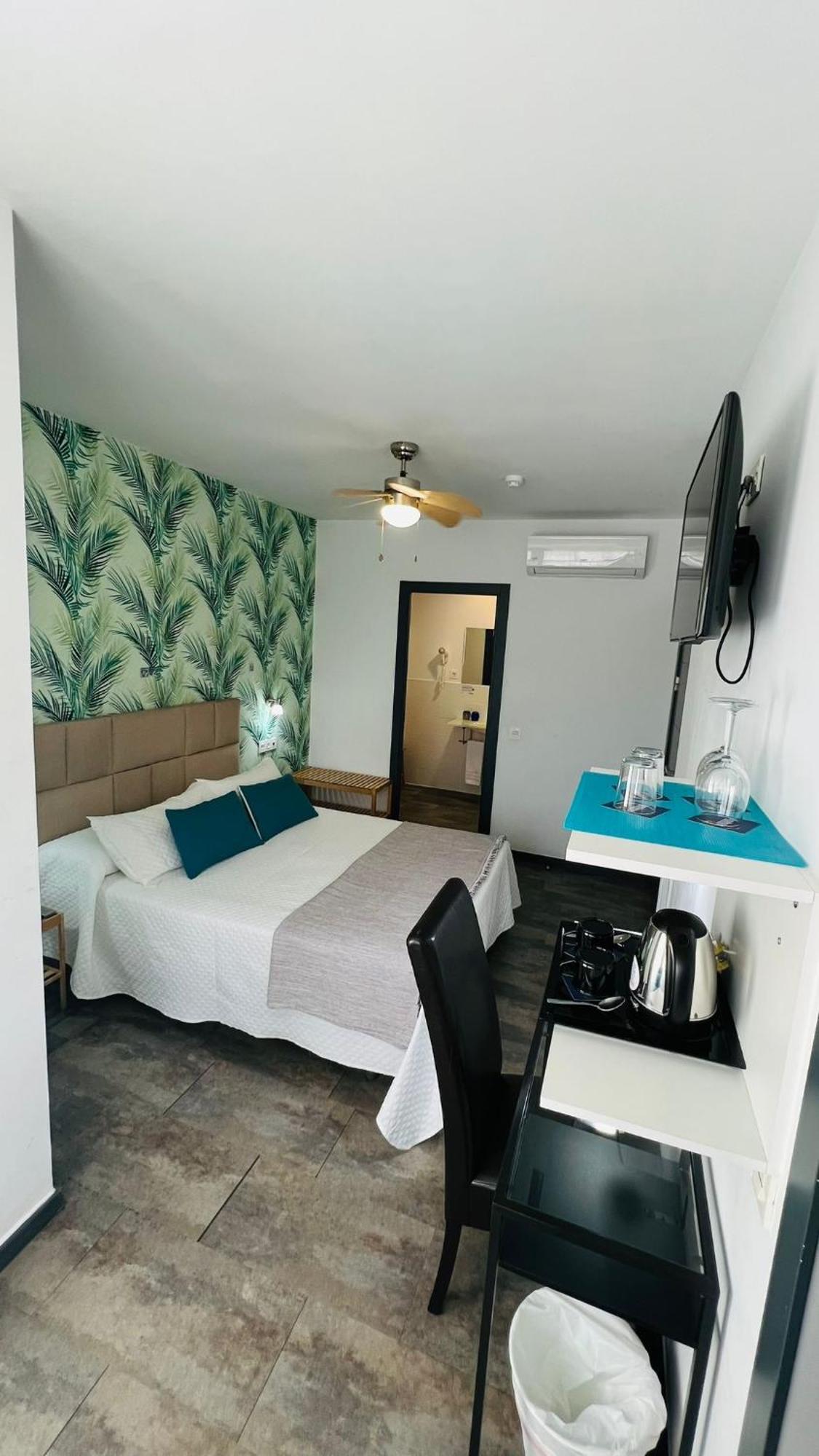Bajondillo Beach Cozy Inns (Adults Only) Torremolinos Exterior photo