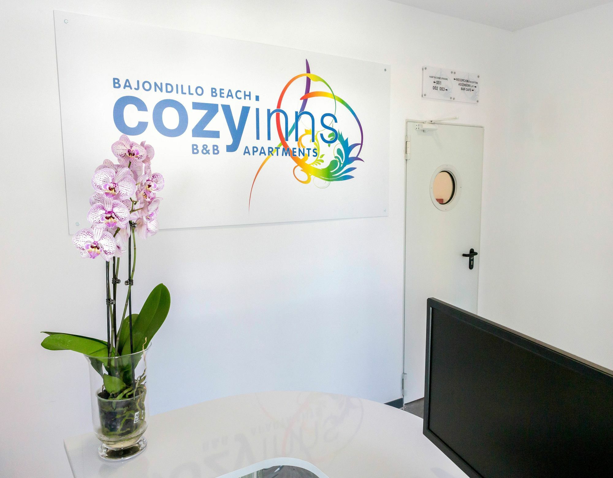 Bajondillo Beach Cozy Inns (Adults Only) Torremolinos Exterior photo